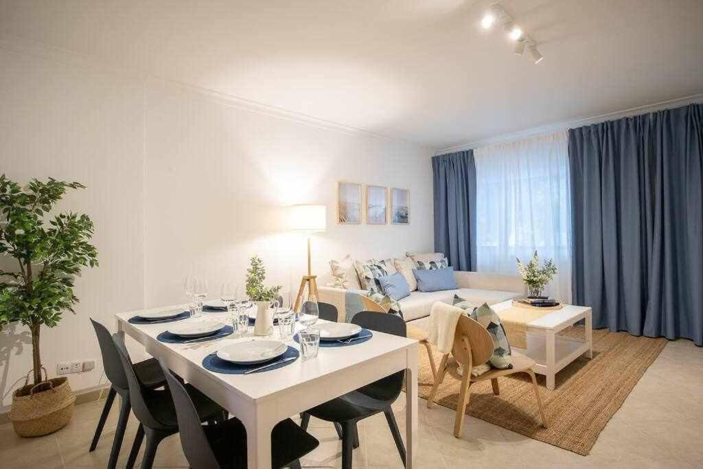 Modern 3Br Apt W/ Lg Terrace, Bbq, Ac & Parking Tavira Extérieur photo