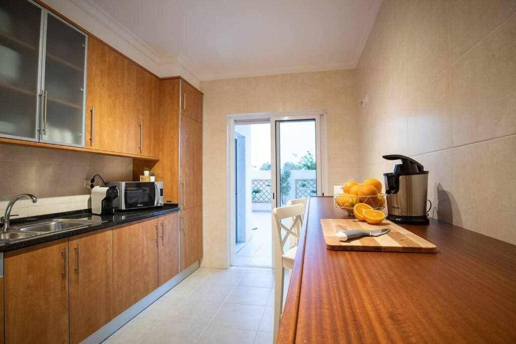 Modern 3Br Apt W/ Lg Terrace, Bbq, Ac & Parking Tavira Extérieur photo
