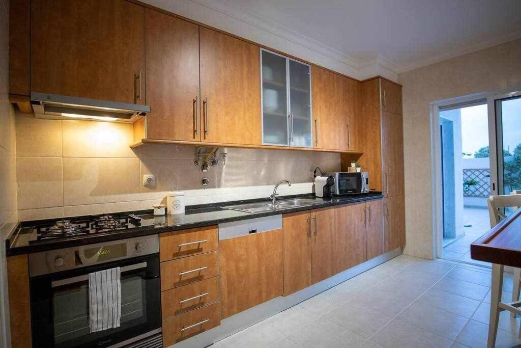 Modern 3Br Apt W/ Lg Terrace, Bbq, Ac & Parking Tavira Extérieur photo
